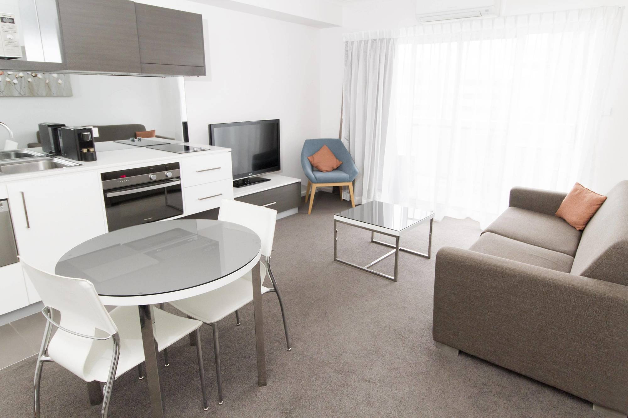 Abode Tuggeranong Lejlighedshotel Canberra Eksteriør billede