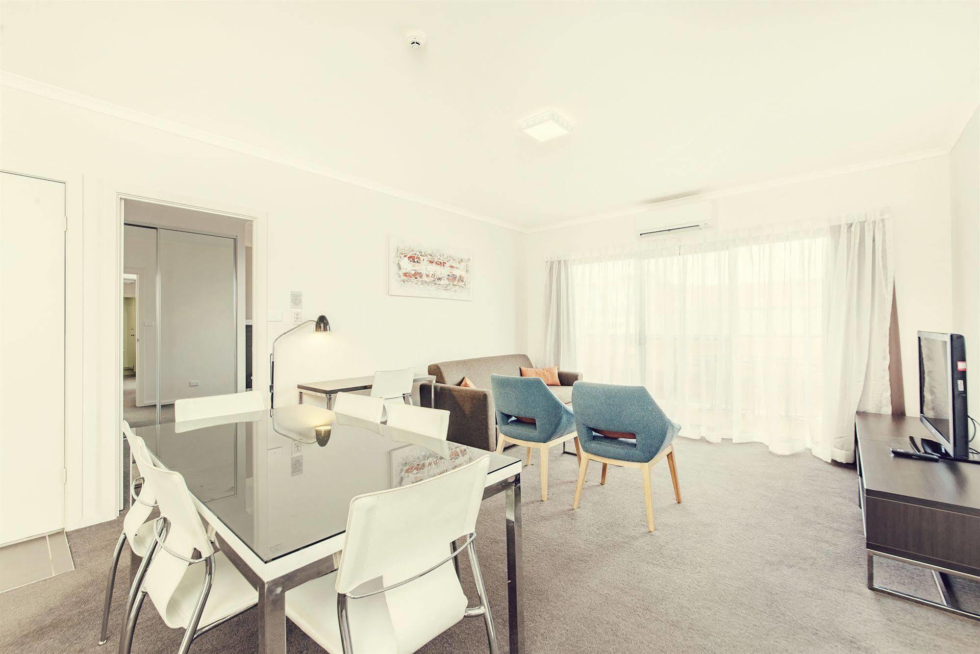 Abode Tuggeranong Lejlighedshotel Canberra Eksteriør billede