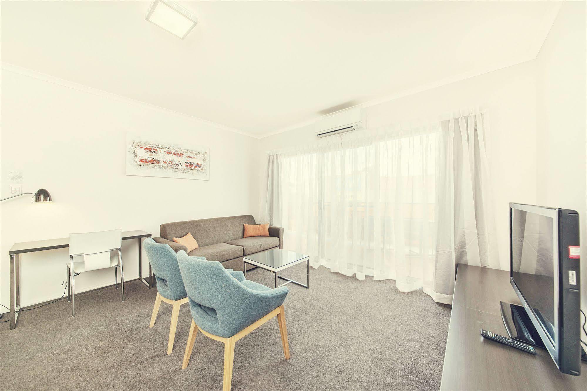 Abode Tuggeranong Lejlighedshotel Canberra Eksteriør billede
